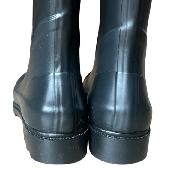 Tory Burch Black Tall Sarah Logo Rain Boots Gold Medallion Style 37568, Size 5 - Picture 6 of 11